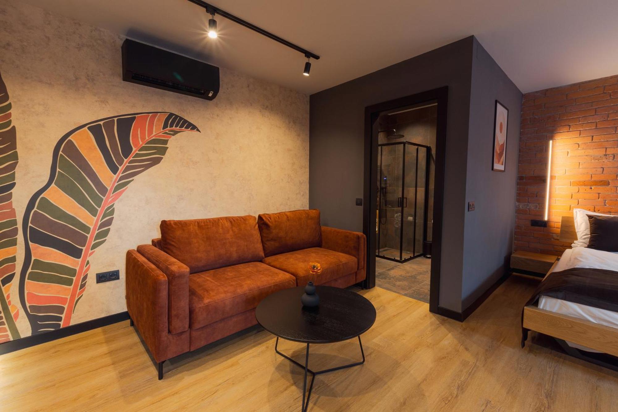 B18 Apartment *
