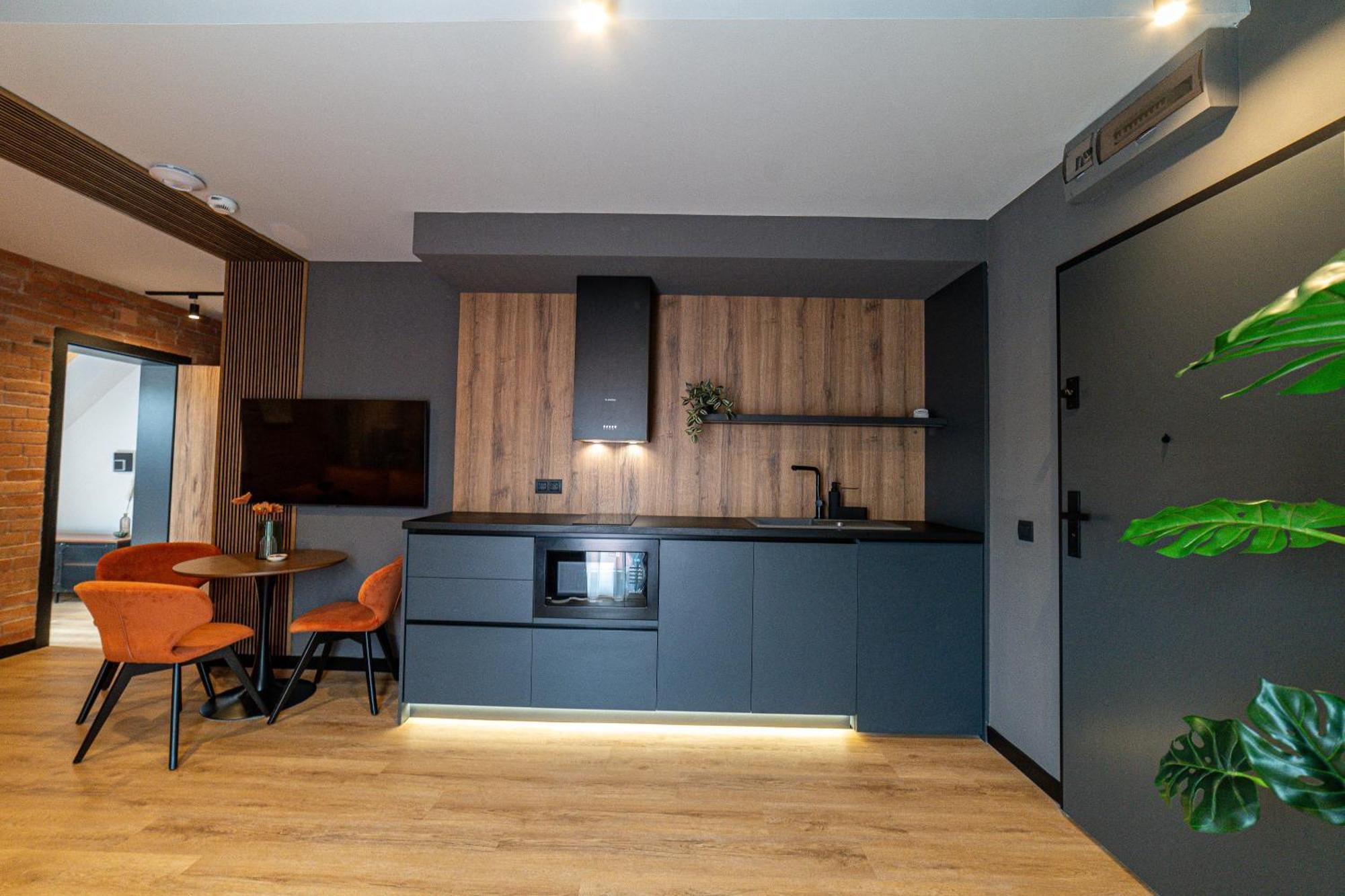 Apartment B18 *
